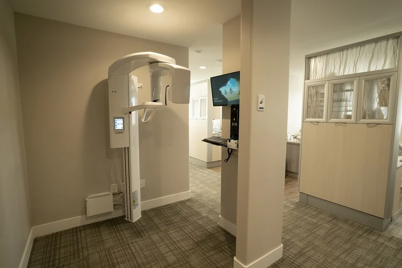 Modern dental treatment room at Blackhurst DDS