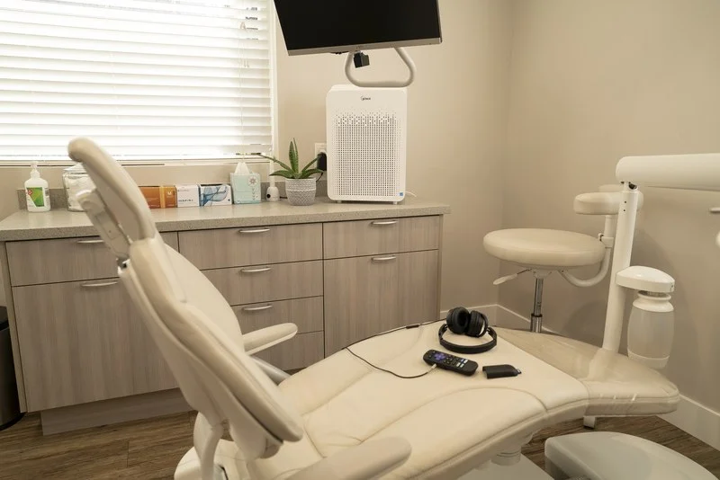 Comfortable waiting area at Blackhurst DDS